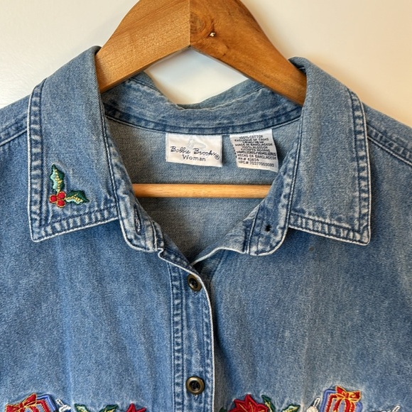 BOBBIE BROOKS Denim Button-Down Christmas ornament present poinsettia Jean shirt - Picture 3 of 15